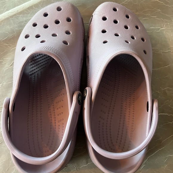 Croc Classic Clogs - Picture 2 of 5